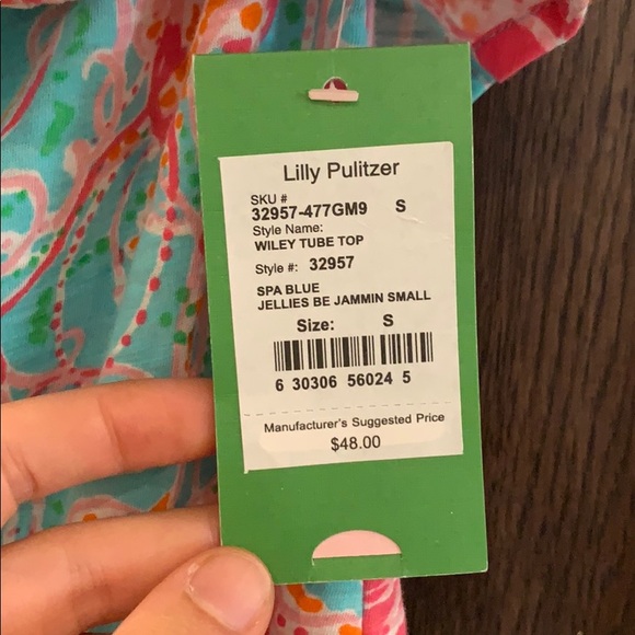 Lily Pulitzer staples top - Picture 4 of 4